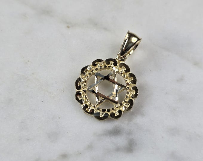 10K Yellow Gold Jewish Judaica Star of David Pendant, 1.2g E3169
