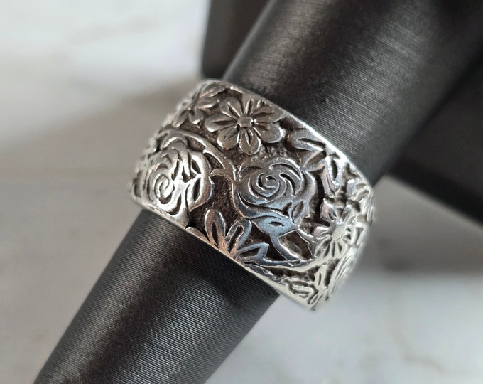Womens Vintage Estate Sterling Silver Flower Ring 11.0g E7905