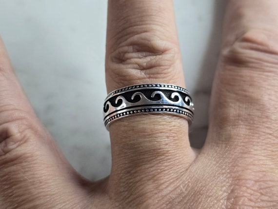 Mens Sterling Silver Modernist Tsunami Wave Ring 6.4g E7845