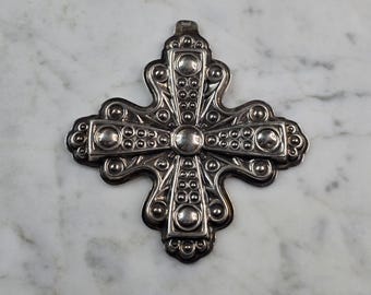 Vintage Sterling Silver 1972 Reed & Barton Christmas Cross Ornament 18.6g E620