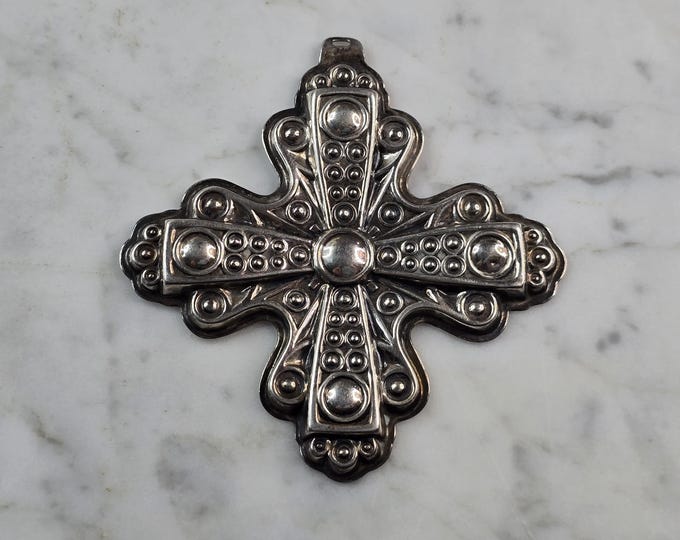 Vintage Sterling Silver 1972 Reed & Barton Christmas Cross Ornament 18.6g E620
