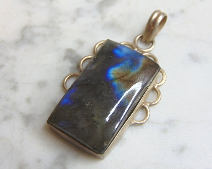 Womens Vintage Estate Sterling Silver Labradorite Stone Pendant 15.4g E4708