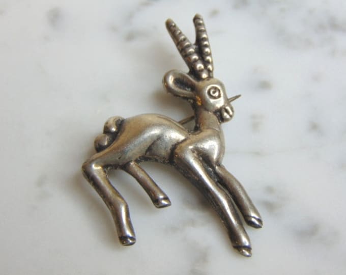 Womens Vintage Estate Sterling Silver Antelope Brooch 8.4g E5090