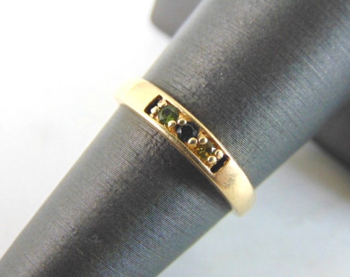 Unusual Womens Vintage Estate 14K Gold Multi Stone Ring 1.6g #E2123