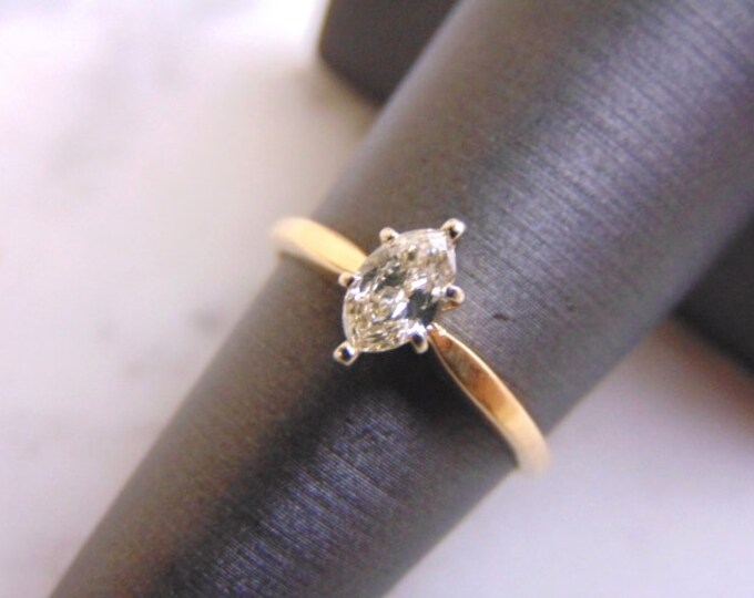 Womens Vintage Estate 14K Yellow Gold Marquise Diamond Engagement Ring  2.1g #E2496