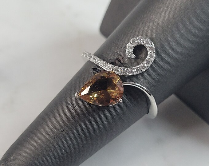 Womens Estate Sterling Silver Modernist Citrine Ring 3.2g E6018