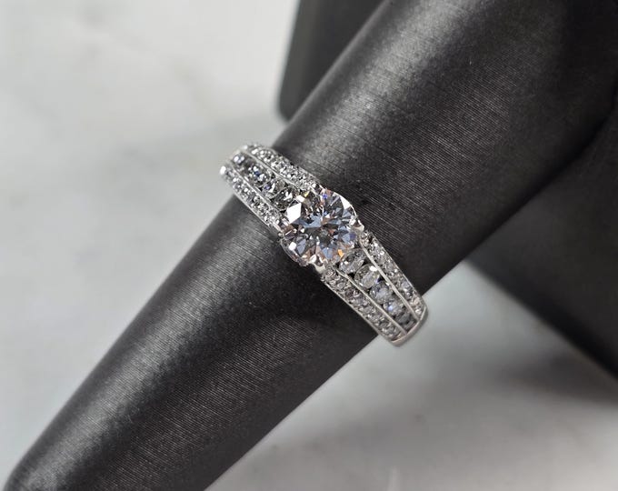 Exquisite Womens 14k White Gold Diamond Engagement Ring 4.9g E975