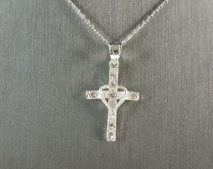 Womens Sterling Silver Religious Cross Pendant Necklace 3.1g E4998