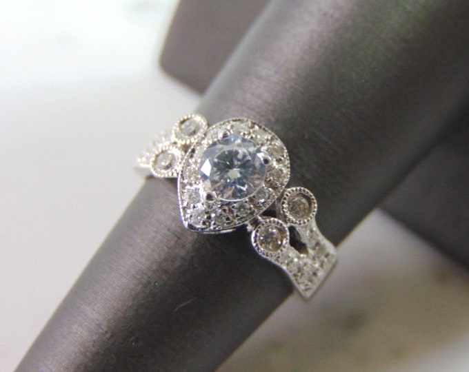 Womens Vintage Estate 18k White Gold Diamond Ring 5.2g  E4179