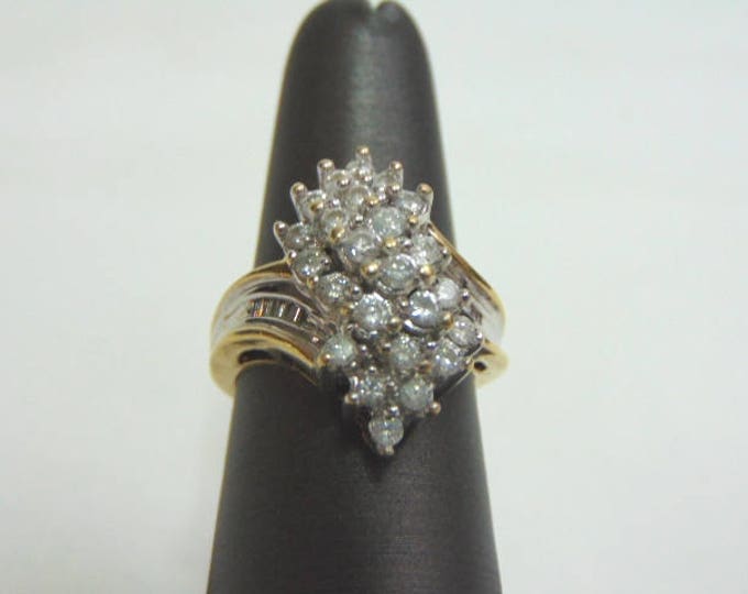 Womens Vintage Estate 10K Yellow Gold & Diamond Cluster Ring 5.8g E3591