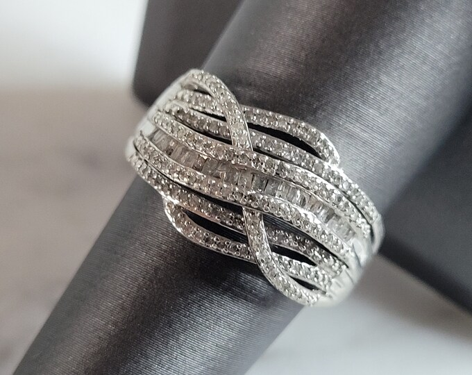 Womens Vintage Estate Sterling Silver Modernist Diamond Ring 4.5g #E6566