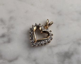Womens Vintage Estate 10K Yellow Gold Diamond Heart Pendant 1.9g E4824