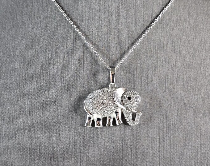 Womens Vintage Estate Sterling Silver CZ Elephant Pendant Necklace 6.5g E6606