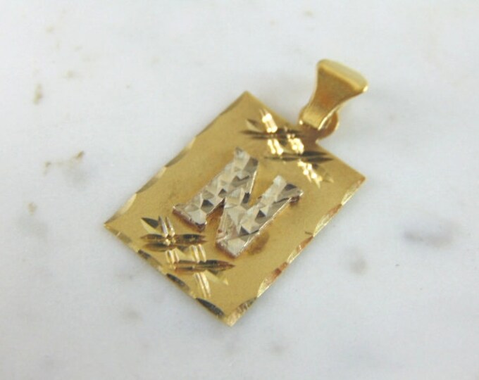 Womens Vintage Estate 14k Gold "N" Pendant 2.2g E4106