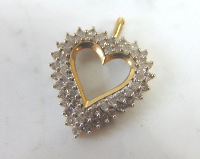 Womens Vintage Estate 10K Gold Diamond Heart Pendant 3.9g #E895