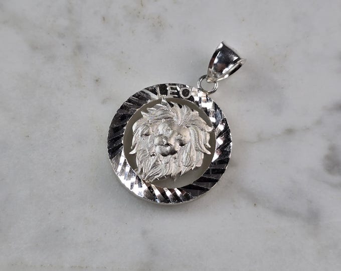 Womens Vintage Estate Sterling Silver Zodiac Leo Lion Pendant 4.1g E2384