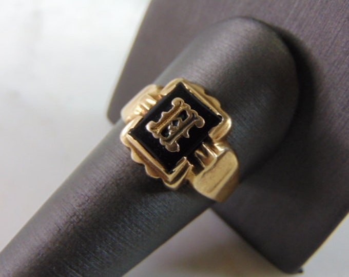 Vintage Estate 10K Yellow Gold Band Signet Ring  3.6g E4122