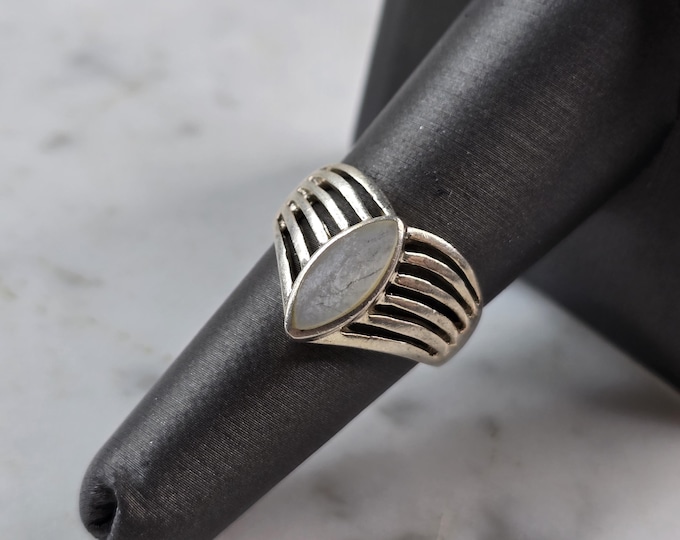 Womens Vintage Estate Sterling Silver Modernist Ring 5.1g E7114