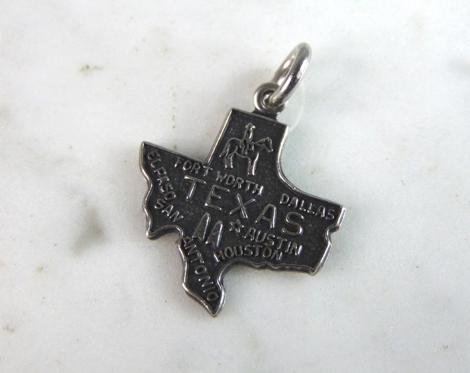 Womens Vintage Estate Sterling Silver State of Texas Charm 1.9g E2309
