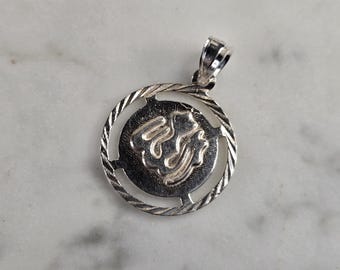 Vintage Estate Sterling Silver Muslim Allah Pendant 2.4g E4872
