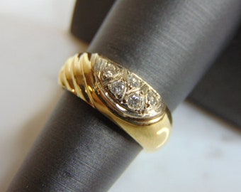 Womens Vintage Estate 14K Yellow Gold Diamond Ring 6.4g E2966
