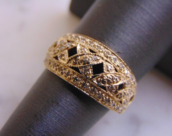 Women's Vintage Estate 14K Yellow Gold Diamond Ring 3.0g E2504
