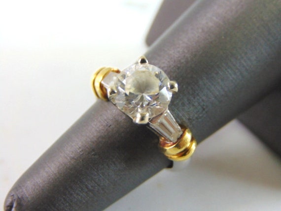 Womens Vintage Estate 14K Gold Platinum CZ Ring, … - image 1