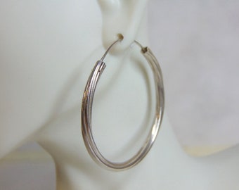 Pr Womens Vintage Estate Sterling Silver Hoop Earrings 6.3g E5027