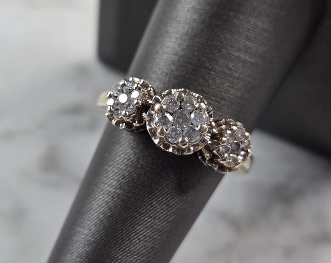 Womens Vintage Estate 10K Yellow Gold Diamond Ring 5.4g E3185
