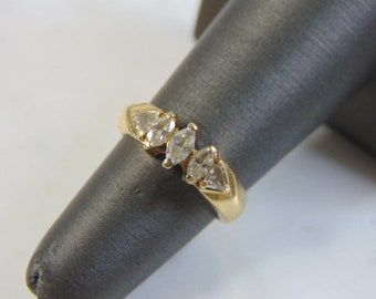 Womens Vintage Estate 14K Yellow Gold Diamond Ring, 2.7g E3236