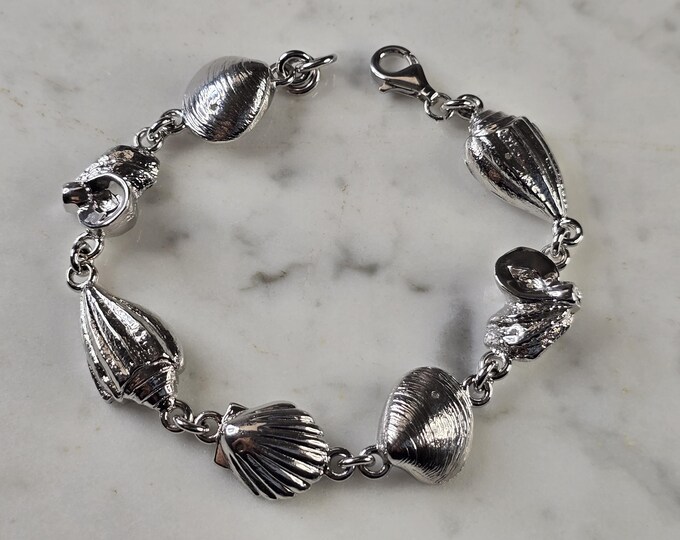 Womens Vintage Estate Sterling Silver Seashell Link Bracelet 25.9g E4576