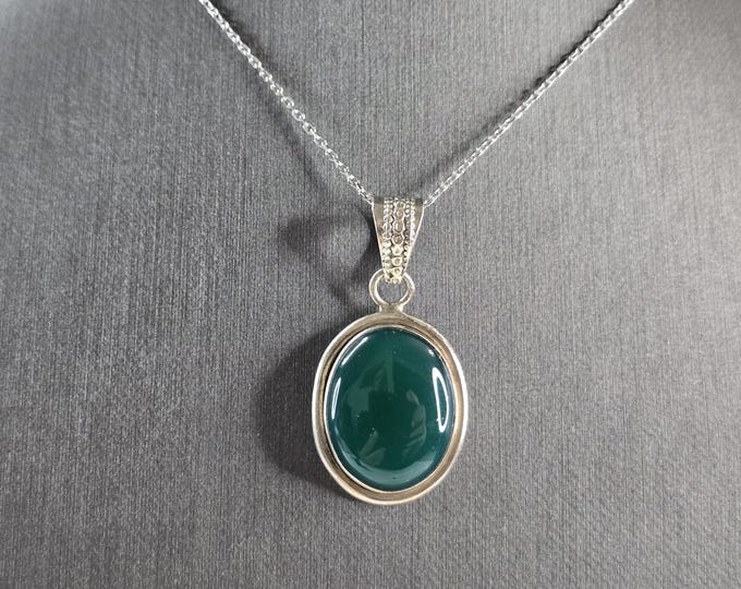 Womens Vintage Estate Sterling Silver Green Onyx ? Pendant Necklace 8.8g E1140