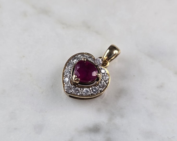 Womens Vintage Estate 14K Yellow Gold Ruby Diamond Heart Pendant 2.0g E4231