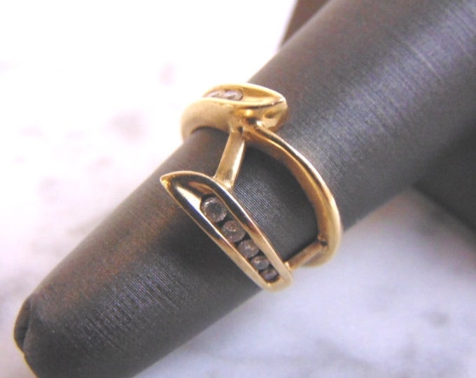 Lovely Women's Vintage Estate 14K Yellow Gold Diamond Ring 3.3g E3834