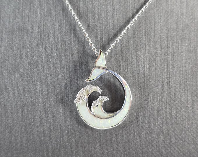 Womens Sterling Silver Opal Modernist Whale Pendant Necklace 5.0g E3305