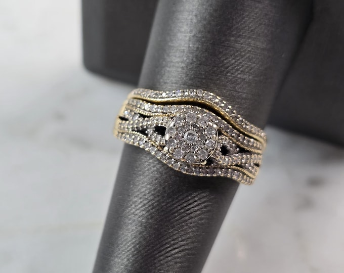Womens Vintage Estate 10K Yellow Gold Diamond Wedding Ring Set 4.0g E1564