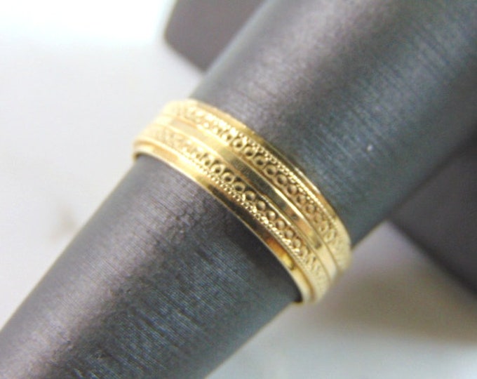 Womens Vintage Estate 14k Yellow Gold Wedding Band Ring 3.4g #E3409