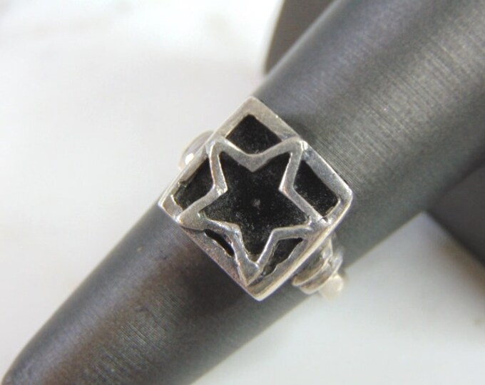 Vintage Estate Sterling Silver Star Marcasite Ring, 5.4g  E1131