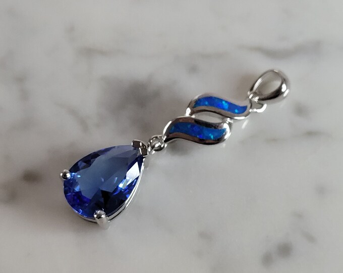 Womens Sterling Silver Blue Opal Modernist Pendant 3.7g E2462