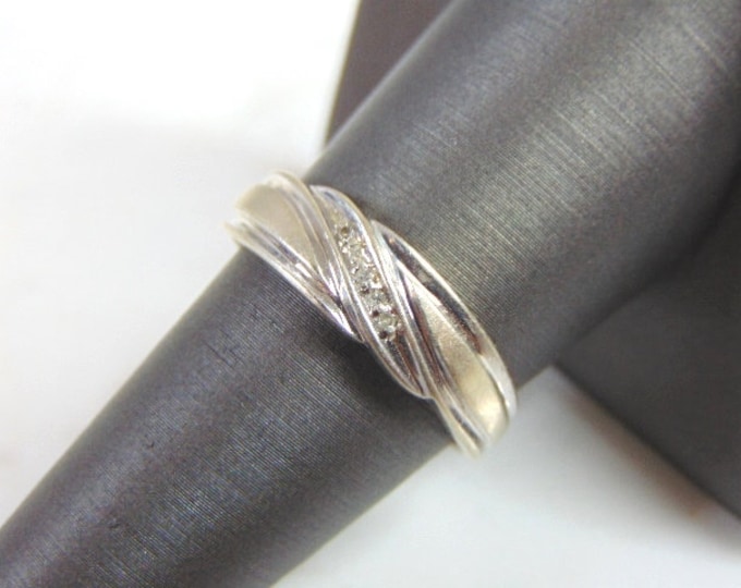 Mens Vintage Estate 10k Gold Diamond Ring 4.2g E872