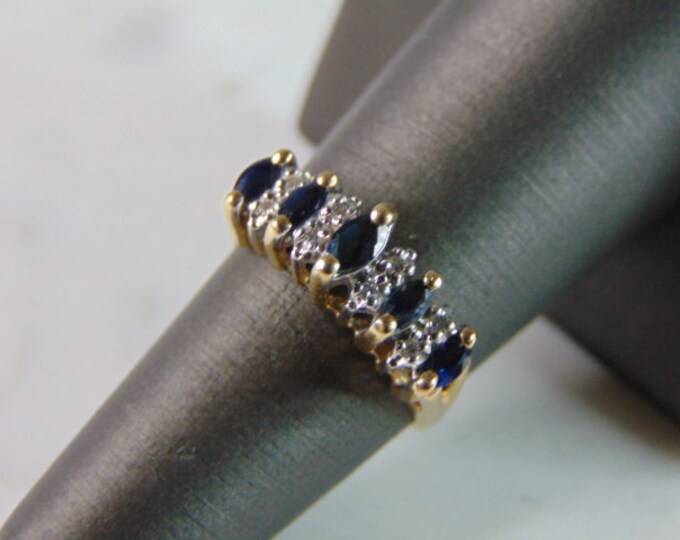 Womens Vintage Estate 14K Yellow Gold Blue Sapphire & Diamond Ring 3.7g #E3911