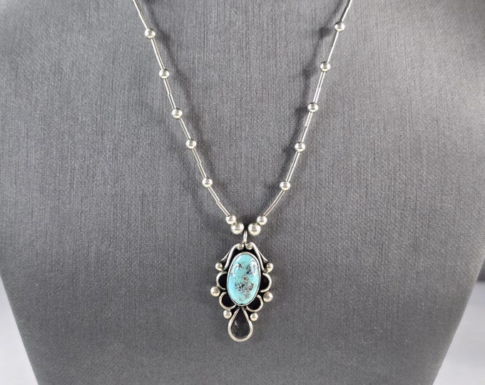 Womens Vintage Estate Sterling Silver Turquoise Pendant & Necklace 9.0g E3791
