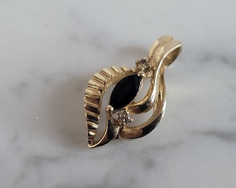 Womens Vintage Estate 10K Gold Spinel Diamond Pendant 2.6g E6787