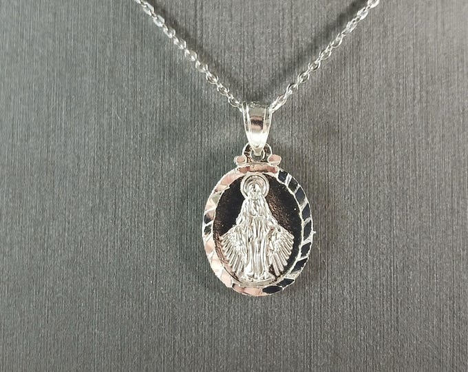 Womens Sterling Silver Virgin Mary Pendant Necklace 3.4g E7096