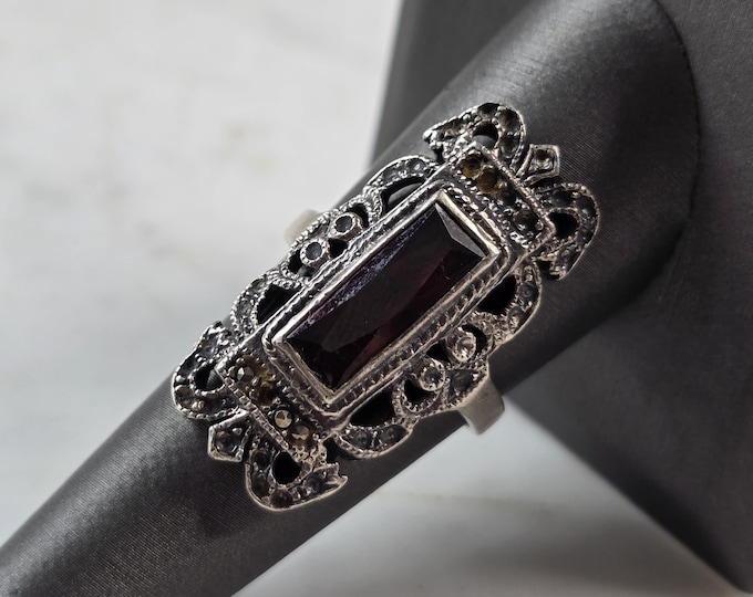 Womens Vintage Estate Sterling Silver Victorian Style Ring 9.2g E1912