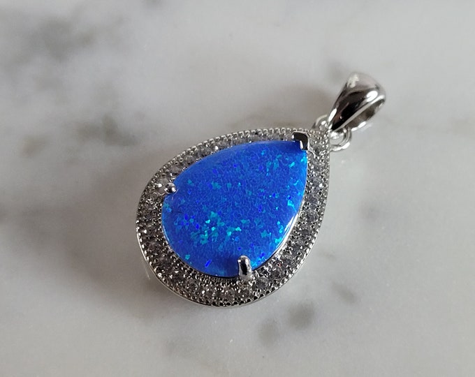 Womens Sterling Silver Blue Opal Modernist Pendant 2.6g E2824