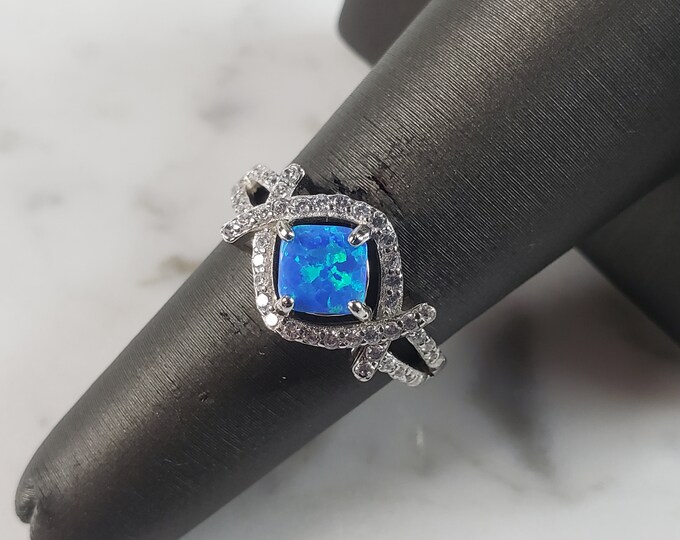 Womens Estate Sterling Silver Modernist Blue Opal & CZ Ring 3.2g E6453