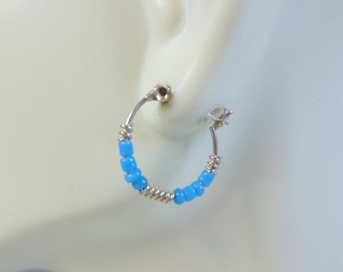 Vintage Estate Sterling Silver Hoop Earrings .9g E1866