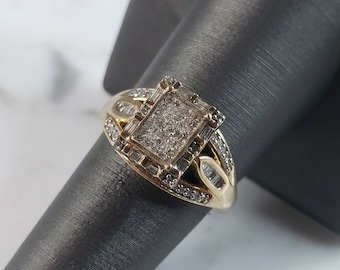 Womens Vintage Estate 10K Yellow Gold Diamond Cluster Ring 4.3g E1078
