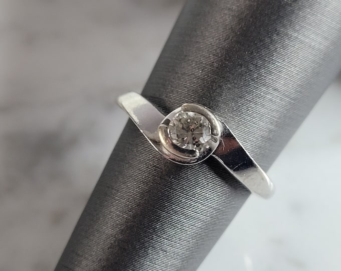 Womens Vintage Estate 14k White Gold Diamond Ring 2.9g #E6964